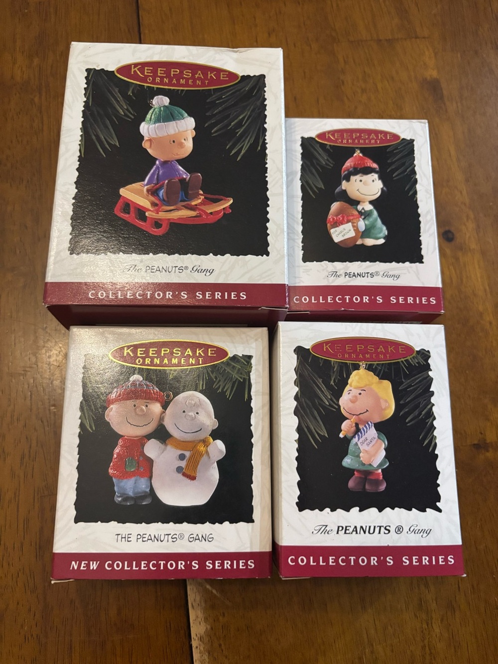 Box Lot Of 4 The Peanuts Gang Keepsake Ornament